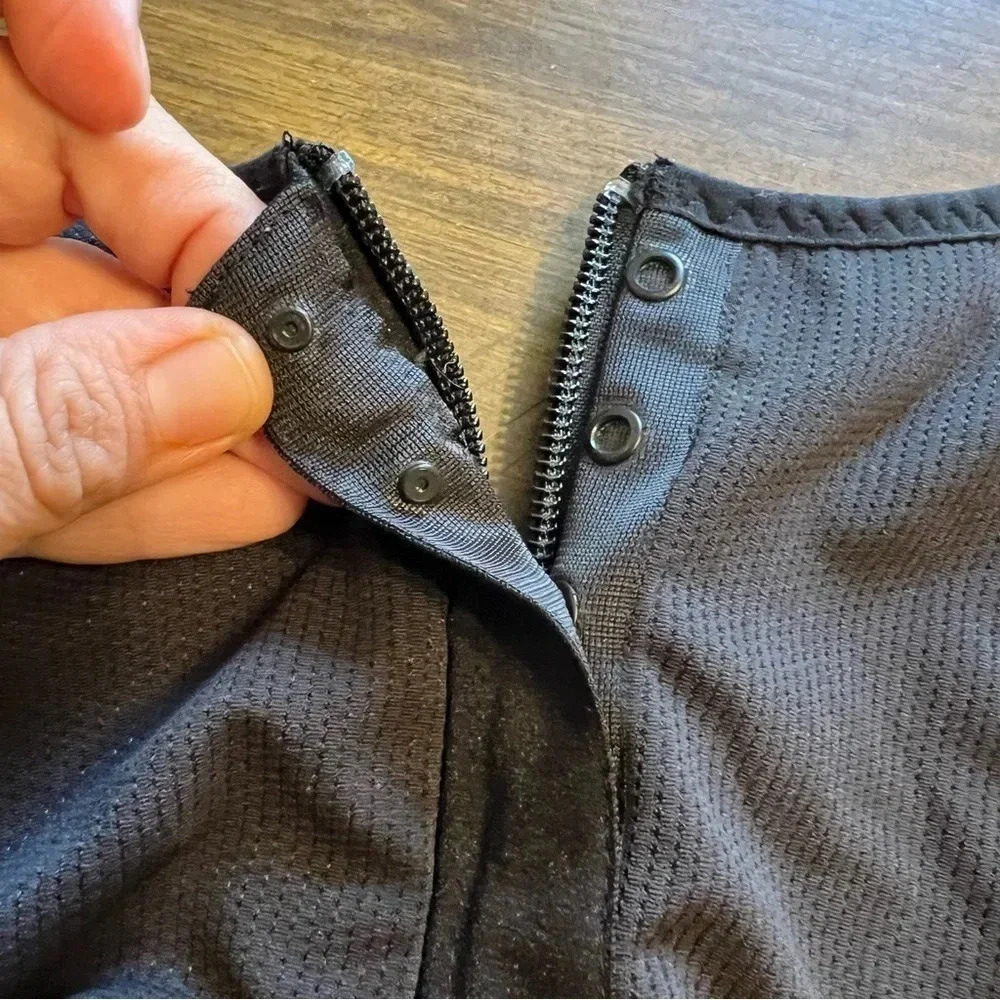 Athleta Front Closure Zip Snap Button Sports Bra … - image 4